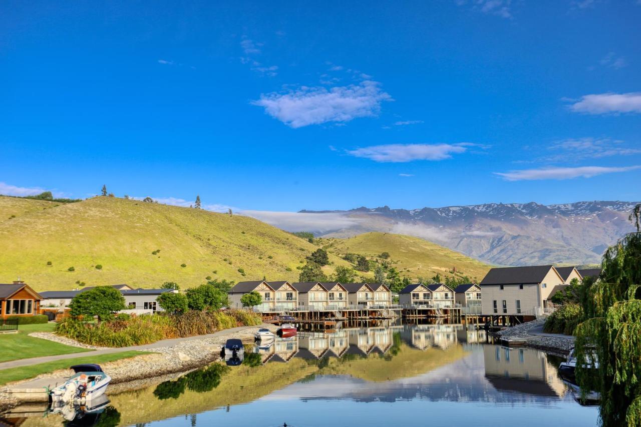 Marsden Lake Resort Central Otago Cromwell Exterior foto The village of Waimakariri