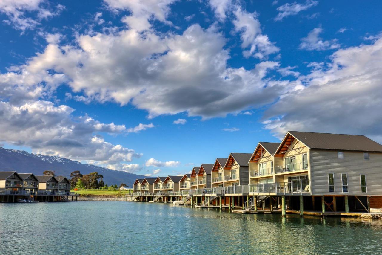 Marsden Lake Resort Central Otago Cromwell Exterior foto The Jack's Point clubhouse