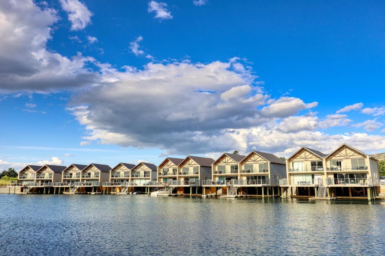 Marsden Lake Resort Central Otago Cromwell Exterior foto The Waterfront